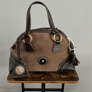 Dooney & Bourke Pebble leather bag